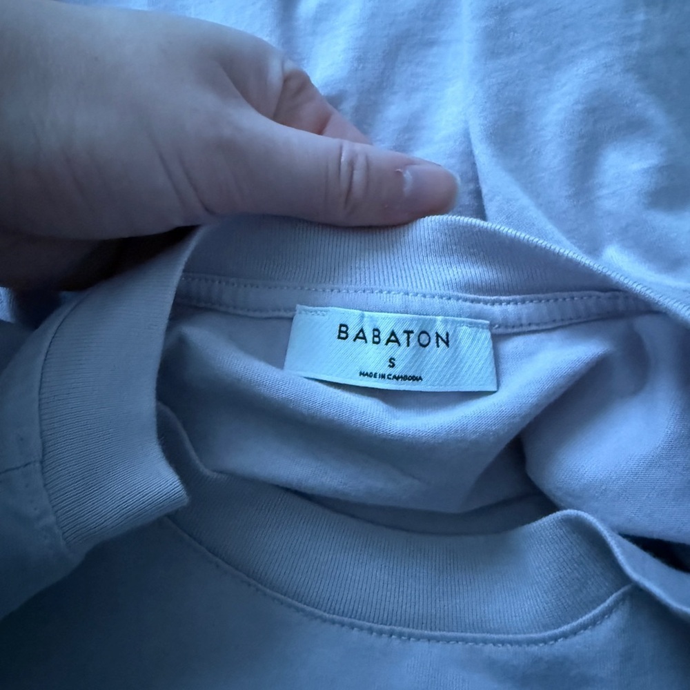 Babaton Lavander Tee - Picture 4 of 8